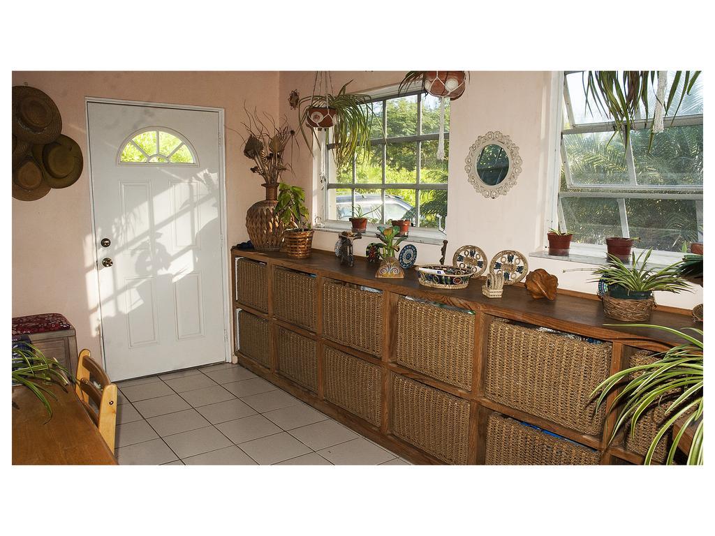 Silver Point Villa Φρίπορτ Εξωτερικό φωτογραφία